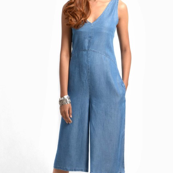 OLGYN Women Embroidered Medium Blue Denim Jumpsuit - Picture 3 of 4
